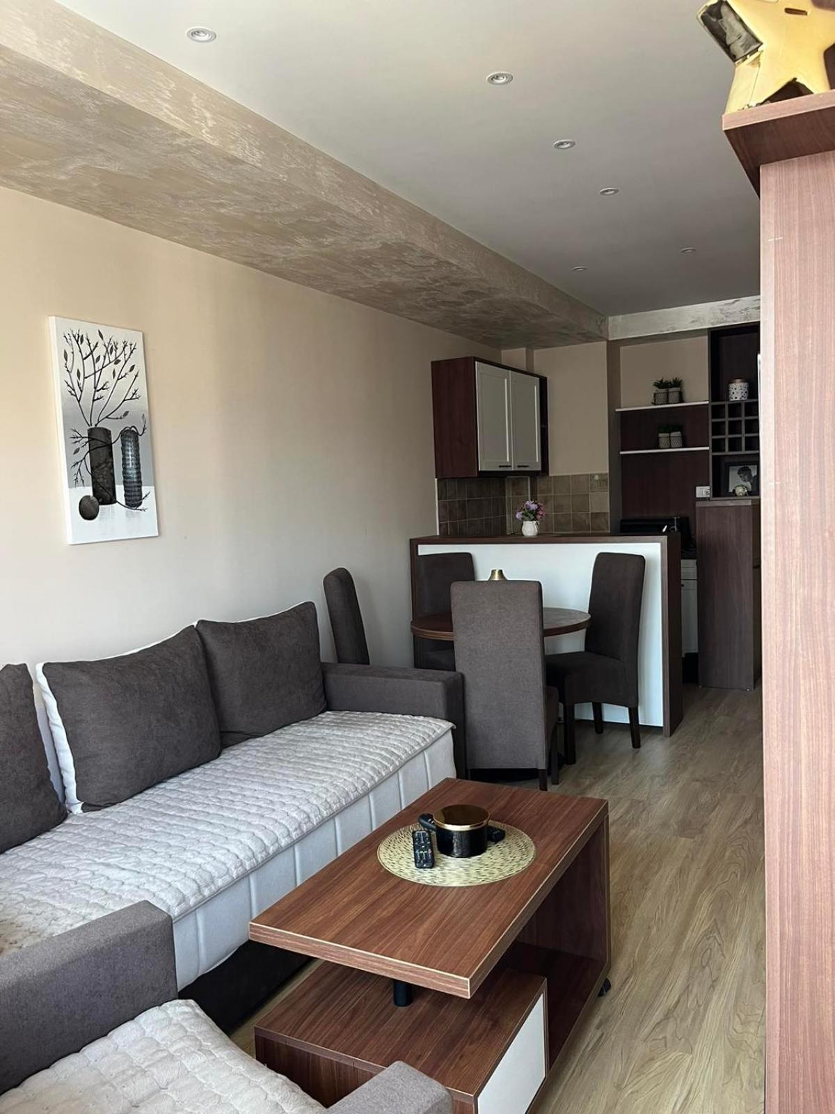Apartment As Centar *